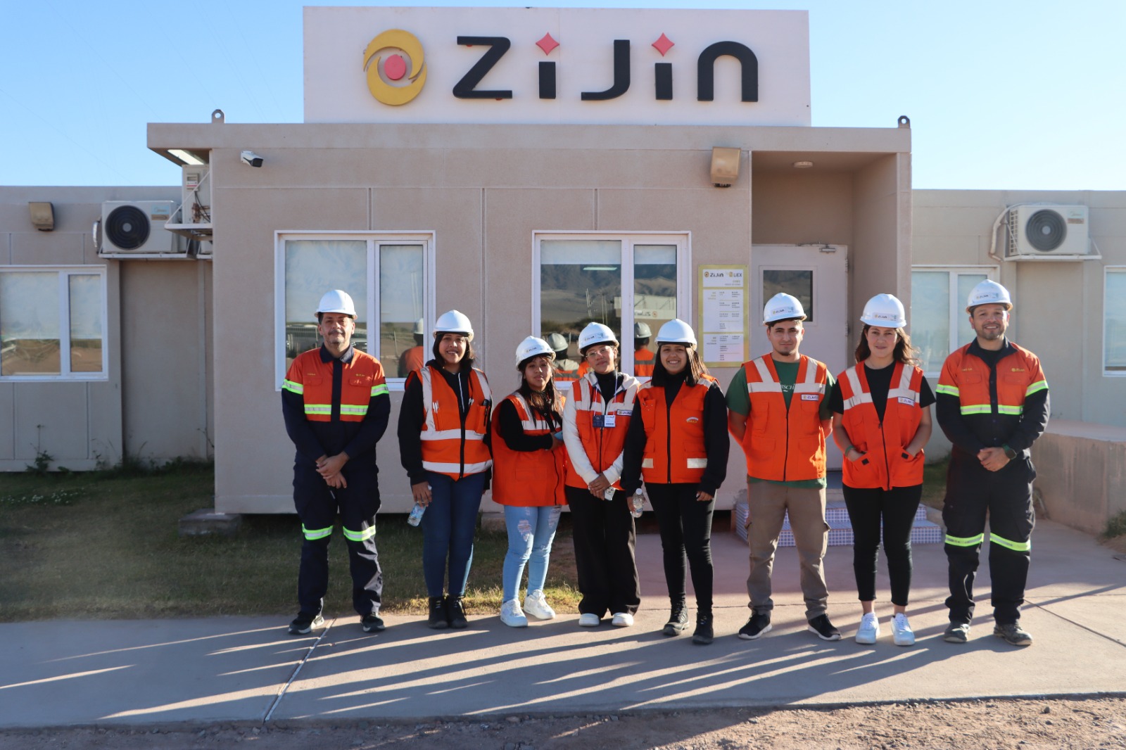 CUIDAR EL AMBIENTE TAMBIÉN ES ACERCARNOS A LA COMUNIDAD